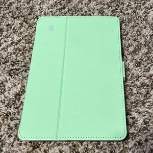 Speck iPad mini case